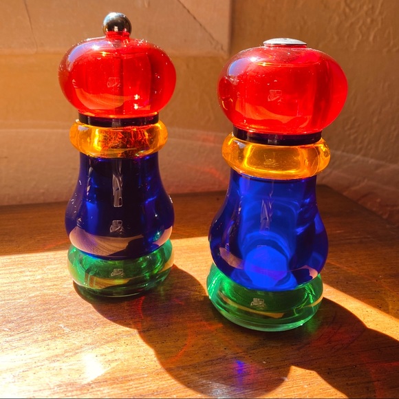 Vintage Other - **SOLD** Rainbow Acrylic Salt + Pepper shaker mill Vintage Other - **SOLD** Rainbow Acrylic Salt + Pepper shaker mill